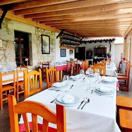 Sidreria La Casa Abajo Hotel La Franca Bagian luar foto